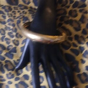 Gold Bangle Plus Hand Display